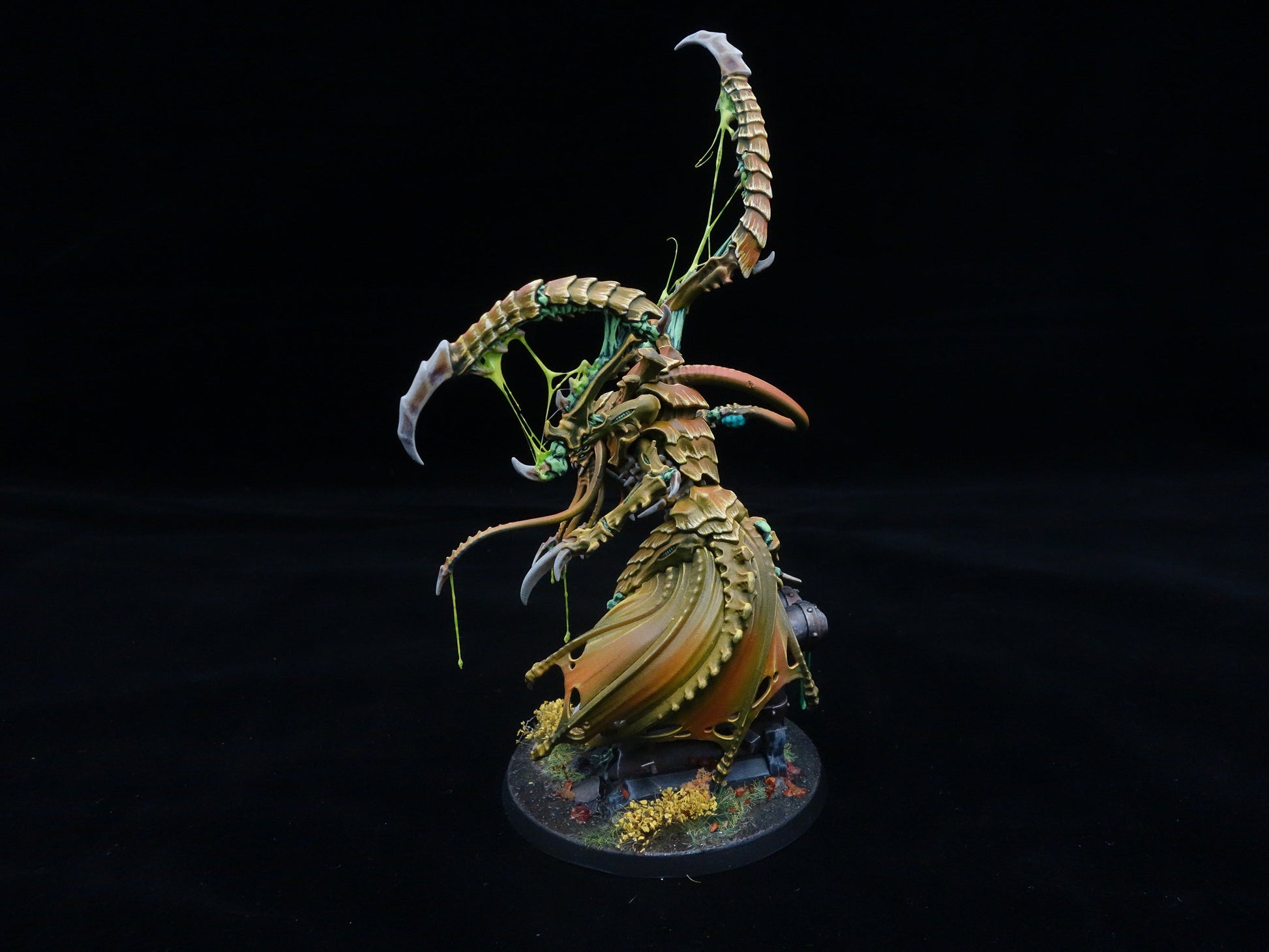 Tyranids: Deathleaper - proffessionally painted by Steambolter Studios